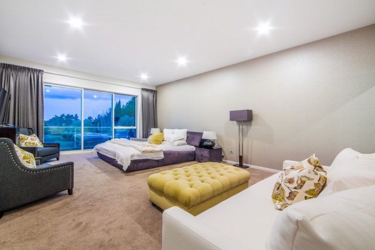 Photo of property in 64 Okura River Road, Okura, Albany, 0792