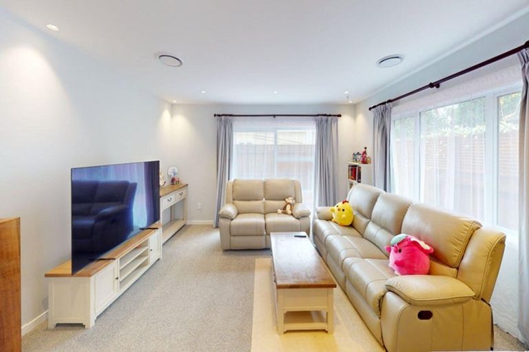 Photo of property in 32 Union Street, Hokowhitu, Palmerston North, 4410