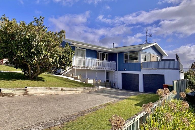 Photo of property in 43 Russleigh Drive, Dinsdale, Hamilton, 3204