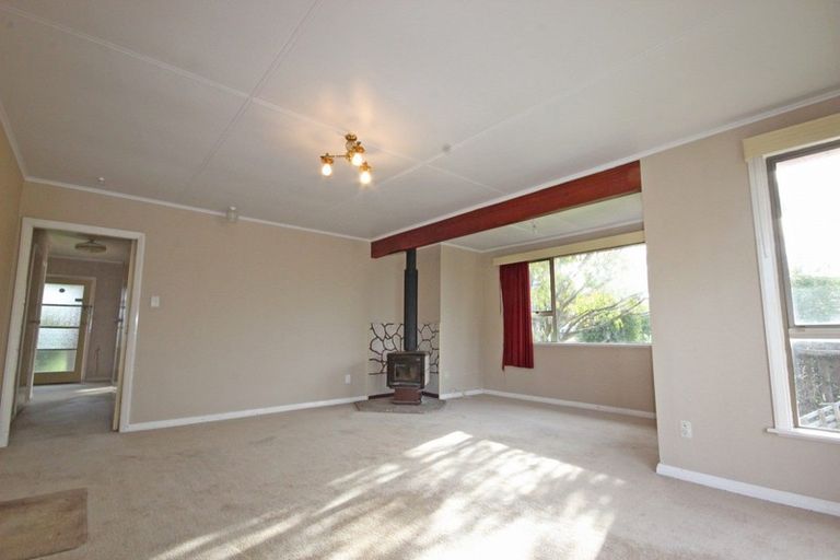 Photo of property in 11 Seddon Street, Takaro, Palmerston North, 4412