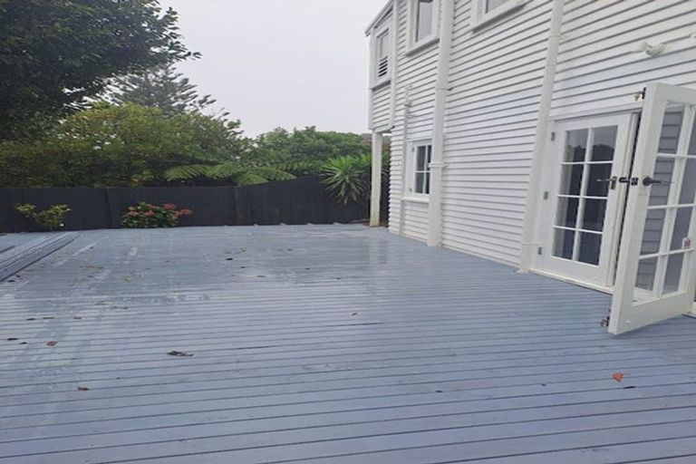 Photo of property in 44 Nottingham Street, Karori, Wellington, 6012