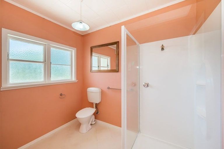 Photo of property in 27 Goldsborough Avenue, Raumati Beach, Paraparaumu, 5032