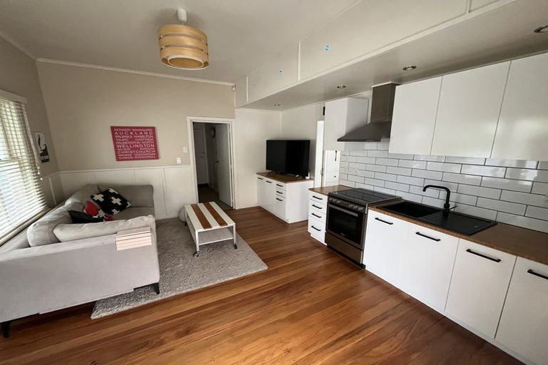 Photo of property in 62 Moana Road, Okitu, Gisborne, 4010