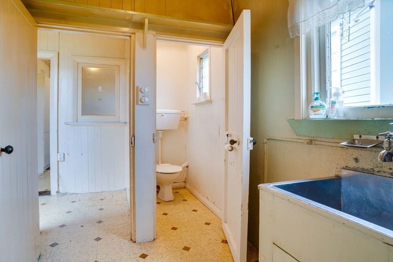 Photo of property in 31 Mataora Road, Kenmure, Dunedin, 9011