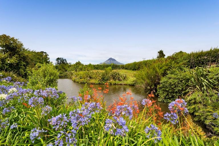 Photo of property in 1245 Upland Road, Egmont Village, Inglewood, 4386