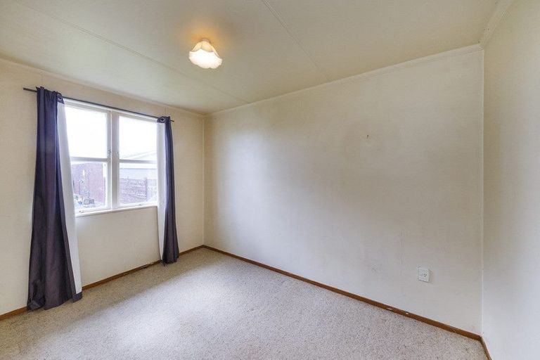 Photo of property in 17 Cavendish Crescent, Awapuni, Palmerston North, 4412