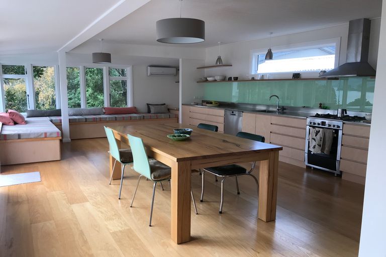 Photo of property in 8 Moerangi Street, Broad Bay, Dunedin, 9014