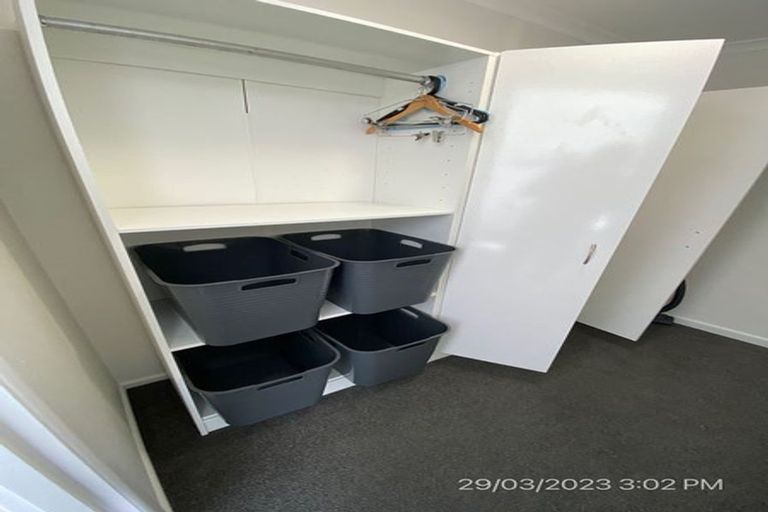 Photo of property in 131 Ruskin Road, Newlands, Wellington, 6037