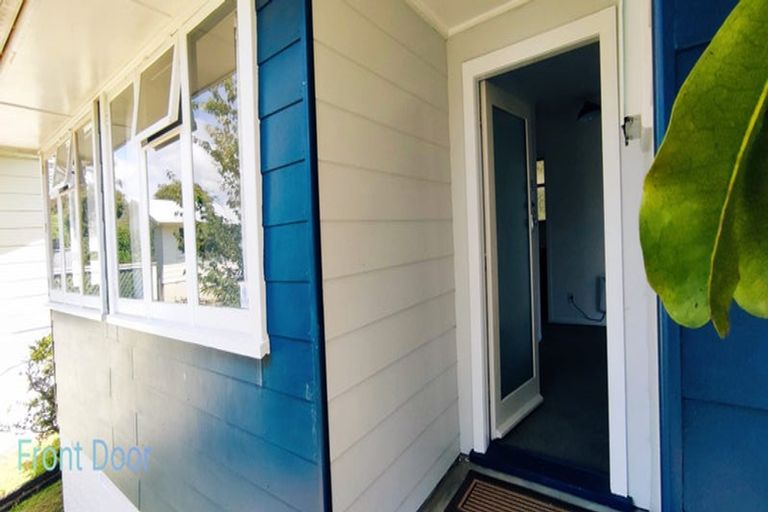 Photo of property in 8 Granby Place, Westown, New Plymouth, 4310