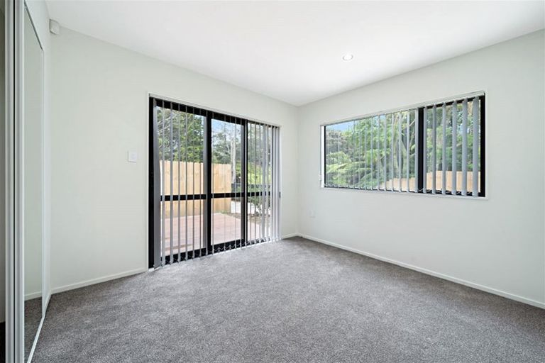 Photo of property in 16a Glen Marine Parade, Glendene, Auckland, 0602