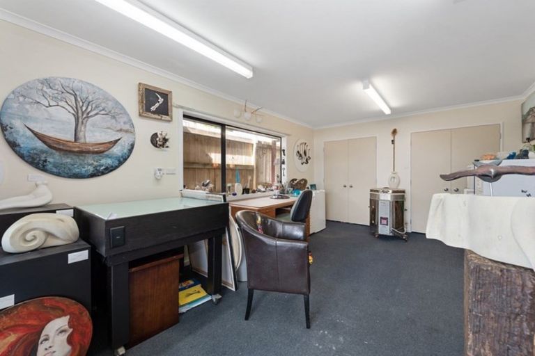 Photo of property in 5 Caversham Drive, Rototuna, Hamilton, 3210