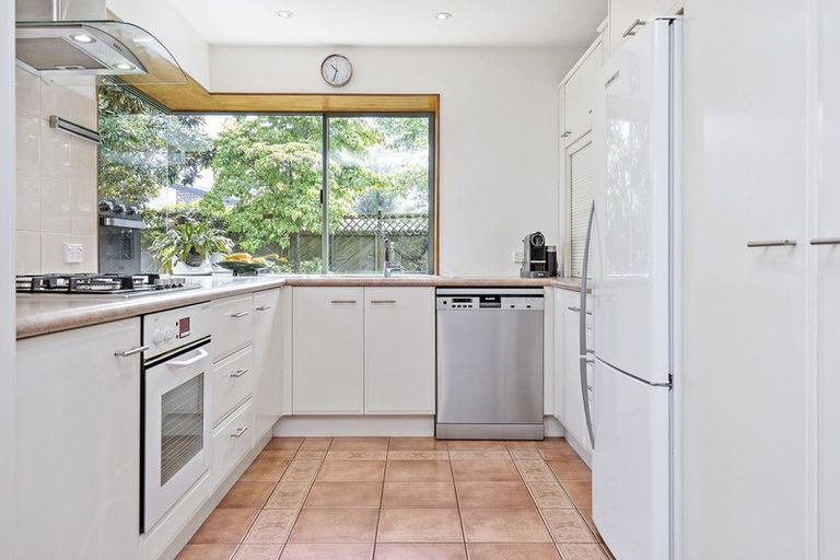 Photo of property in 14 Williamson Street, Cambridge, 3434