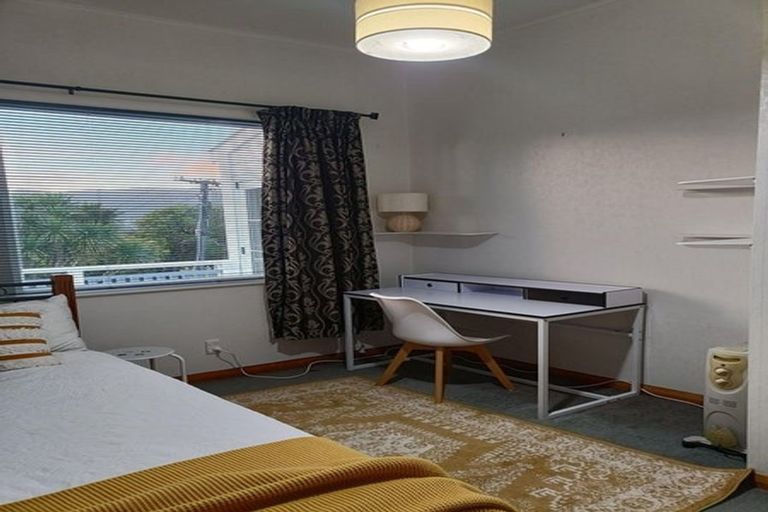 Photo of property in 4 Cecil Road, Wadestown, Wellington, 6012