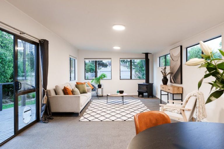 Photo of property in 380 Bay View Road, Saint Clair, Dunedin, 9012