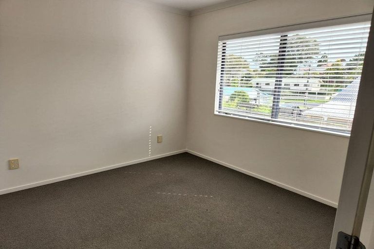 Photo of property in 26 Puriri Street, Helensville, 0800