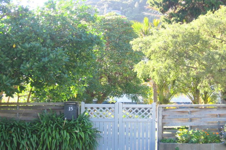 Photo of property in 15 Nikau Street, Eastbourne, Lower Hutt, 5013