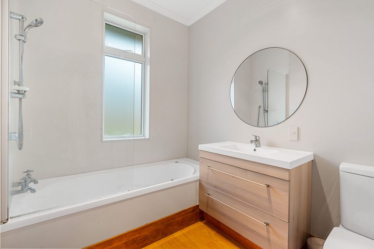 Photo of property in 12 Braeside, Kinmont Park, Mosgiel, 9024