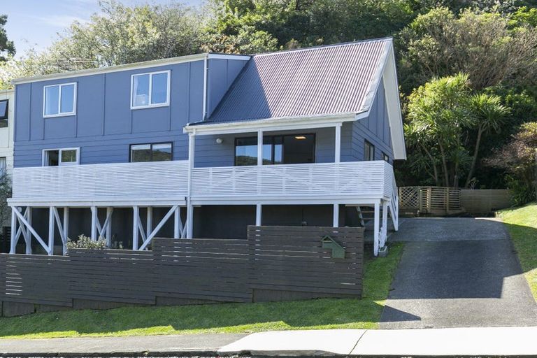 Photo of property in 9 Hazlewood Avenue, Karori, Wellington, 6012