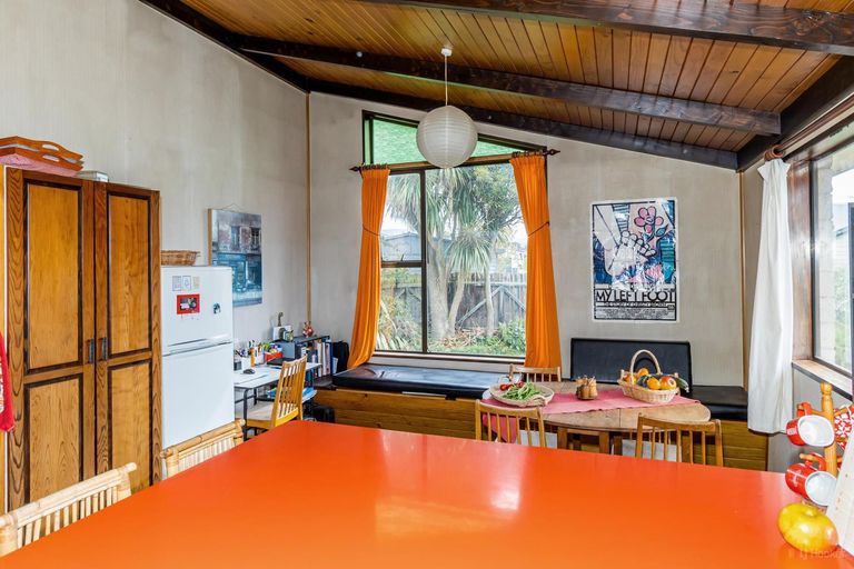 Photo of property in 19 Smith Street, Waimate, 7924