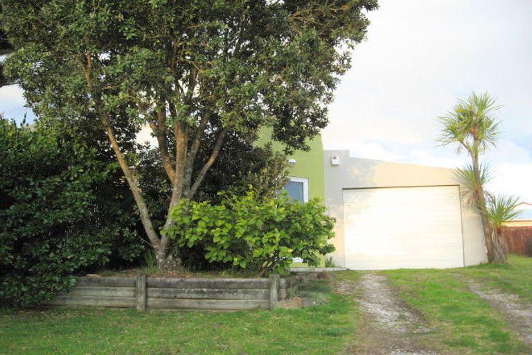 Photo of property in 200a Rangi Avenue, Whangamata, 3620