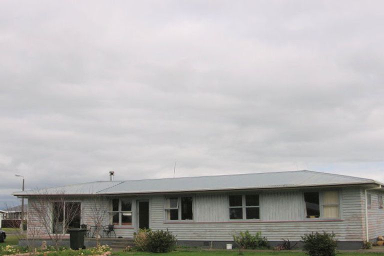 Photo of property in 28 Herrington Street, Foxton, 4814