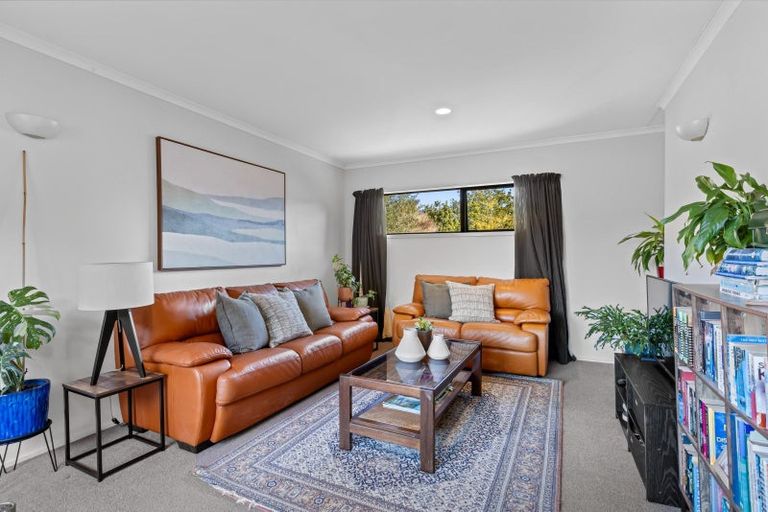 Photo of property in 10a Stillwater Crescent, Stillwater, Silverdale, 0993