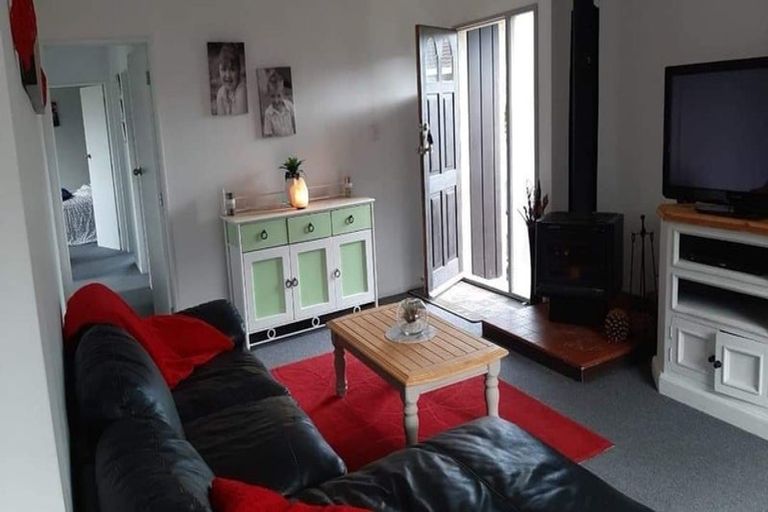 Photo of property in 77 Pasadena Crescent, Totara Park, Upper Hutt, 5018