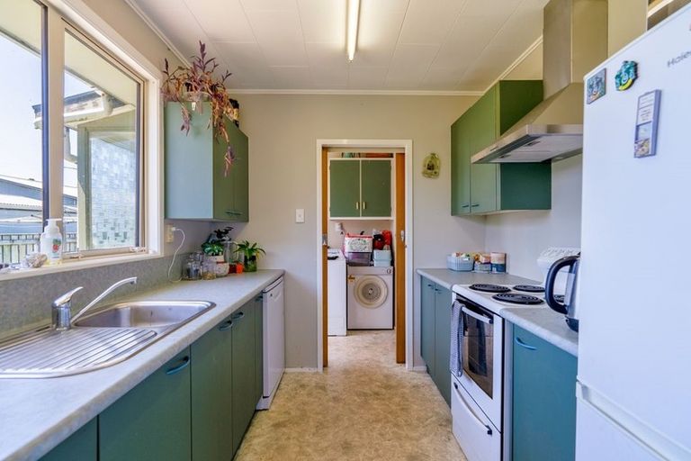 Photo of property in 2a Elder Grove, Paraparaumu, 5032