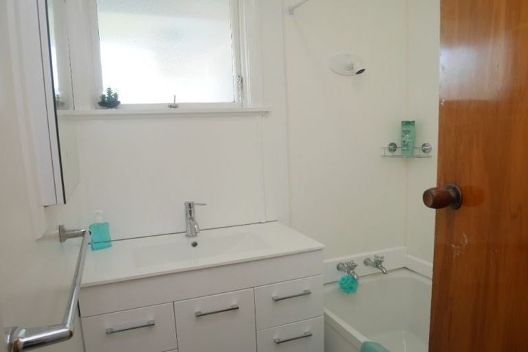 Photo of property in 180 Waerenga Road, Otaki, 5512