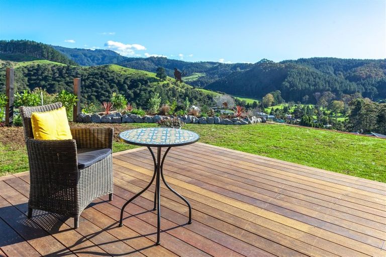 Photo of property in 4 Manatu Close, Whangamata, 3691