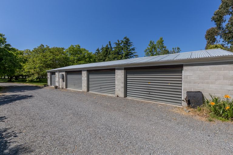 Photo of property in 27 Guys Road, Yaldhurst, Christchurch, 7676