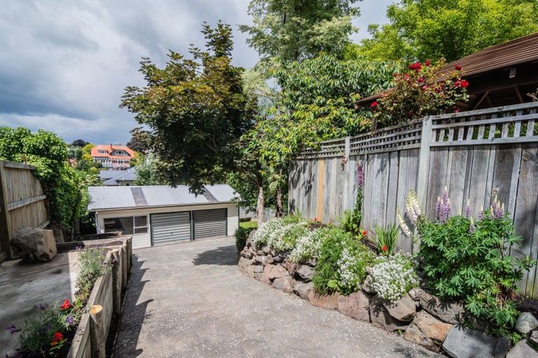 Photo of property in 16 Wai-iti Road, Maori Hill, Timaru, 7910