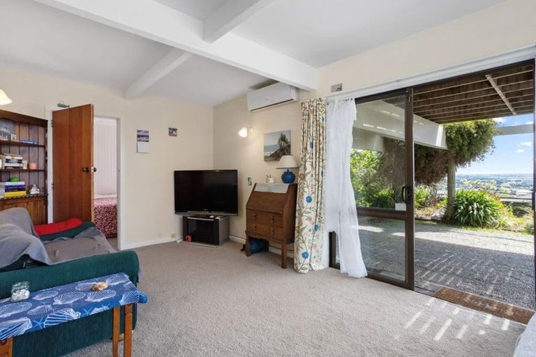 Photo of property in 84b Dyers Pass Road, Cashmere, Christchurch, 8022
