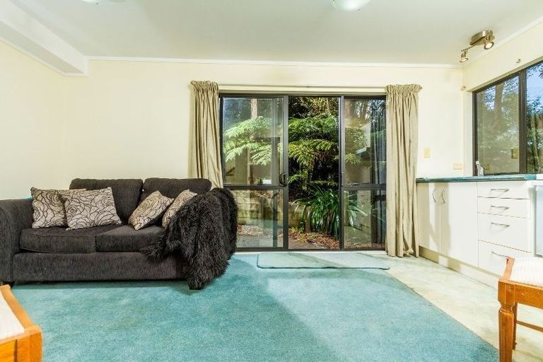 Photo of property in 3/22 Arcadia Crescent, Bayview, Auckland, 0629