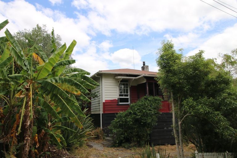 Photo of property in 4 Railway Terrace, Morningside, Whangarei, 0110