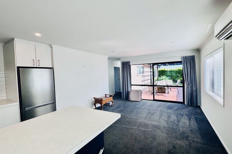 Photo of property in 5 Cable Lane, Halswell, Christchurch, 8025