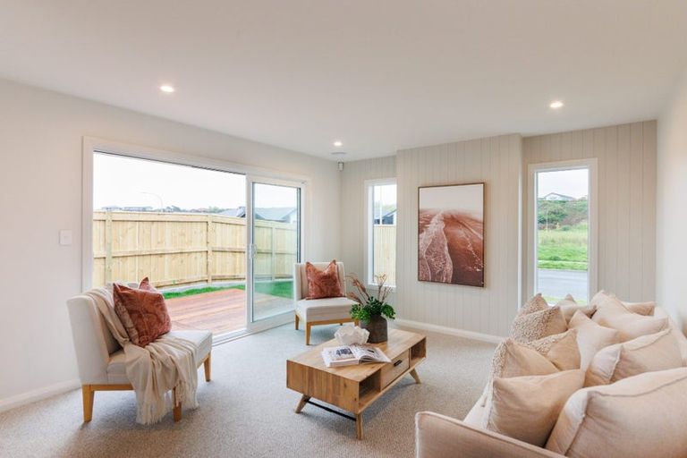Photo of property in 76 Freedom Drive, Kelvin Grove, Palmerston North, 4470