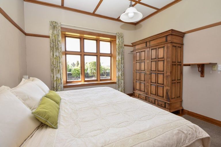 Photo of property in 12 Garrison Street, Carterton, 5713