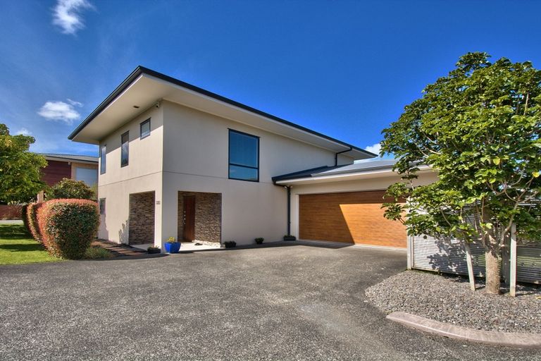 Photo of property in 22d Shetland Street, Glen Eden, Auckland, 0602