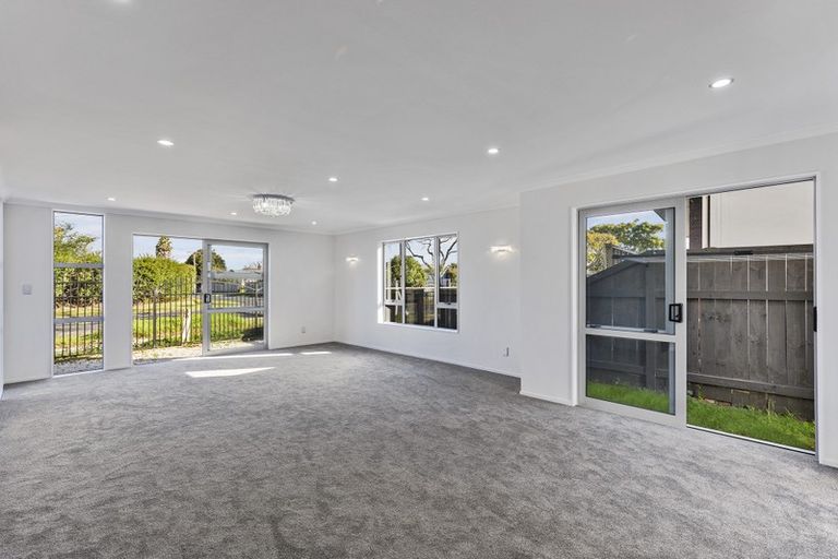 Photo of property in 58a Gloucester Road, Manurewa, Auckland, 2102