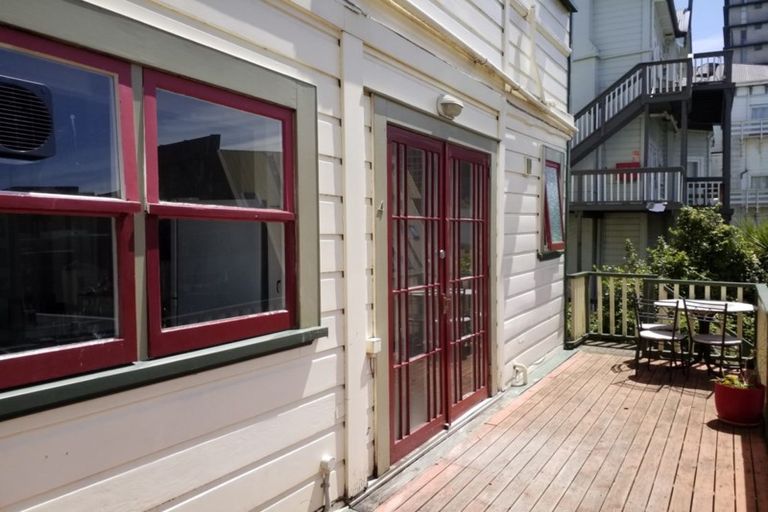 Photo of property in 3/205 The Terrace, Wellington Central, Wellington, 6011