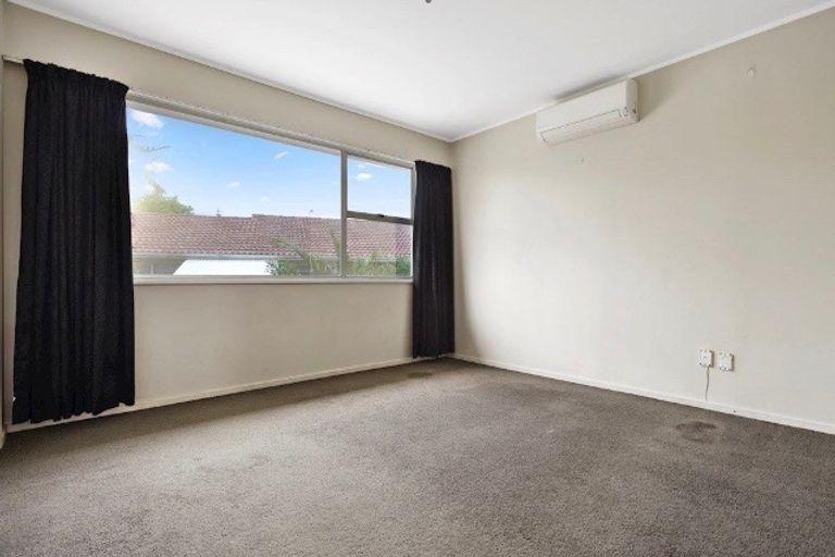 Photo of property in 65 Wordsworth Road, Manurewa, Auckland, 2102