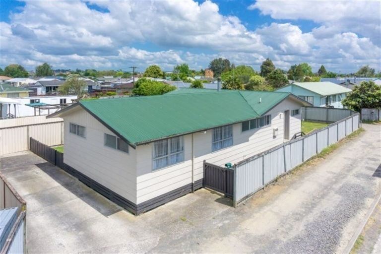 Photo of property in 18a Breckons Avenue, Nawton, Hamilton, 3200