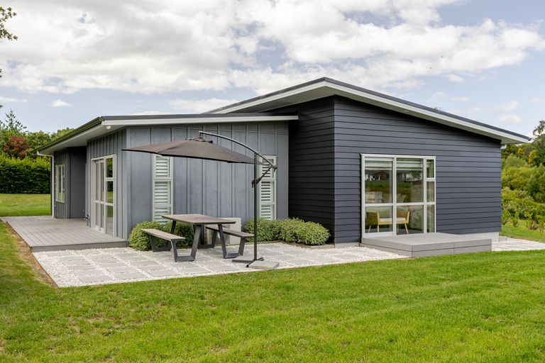 Photo of property in 2 Opaki Meadows Lane, Lansdowne, Masterton, 5871