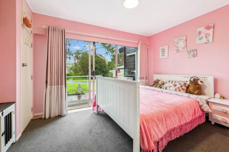 Photo of property in 22 Whitford Park Road, Whitford, Howick, 2571