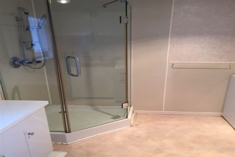 Photo of property in 2/15 Tasman Drive, Opaheke, Papakura, 2113