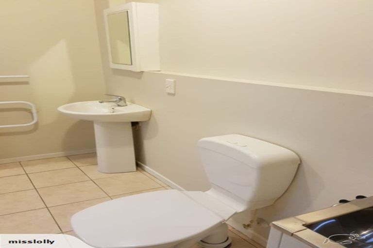 Photo of property in Carwyn Place, 9/352a Swanson Road, Ranui, Auckland, 0612