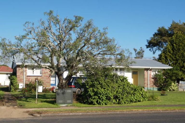 Photo of property in 201 Robertson Road, Mangere East, Auckland, 2024