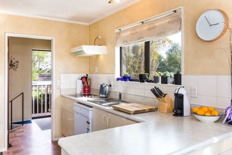 Photo of property in 37 Marshall Avenue, Richmond Heights, Taupo, 3330