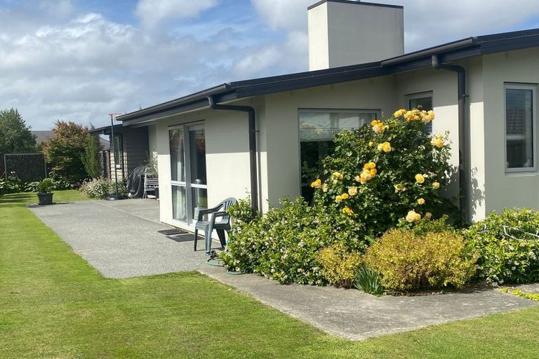 Photo of property in 6 Venerable Terrace, Yaldhurst, Christchurch, 8042